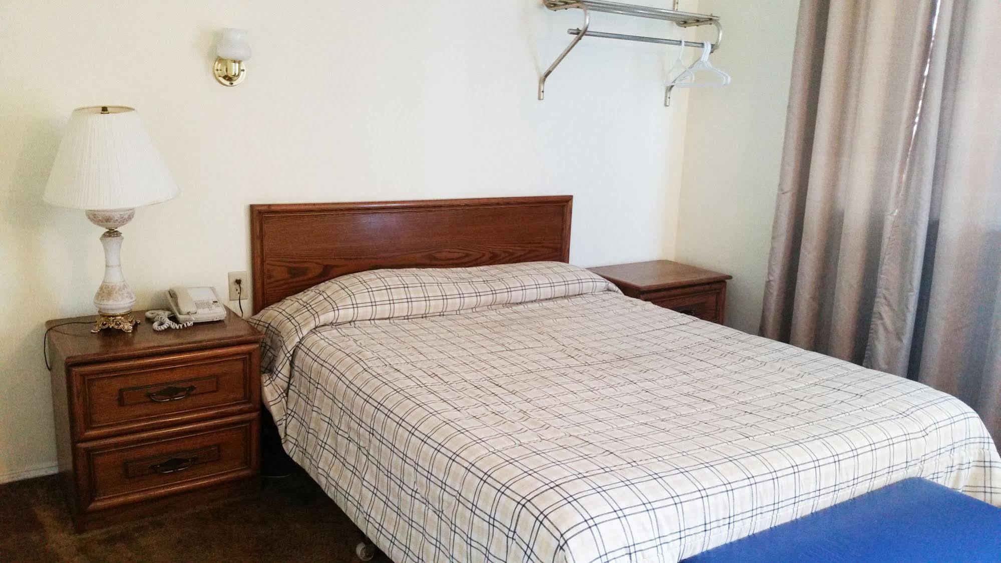 Olympia Motel 2*
